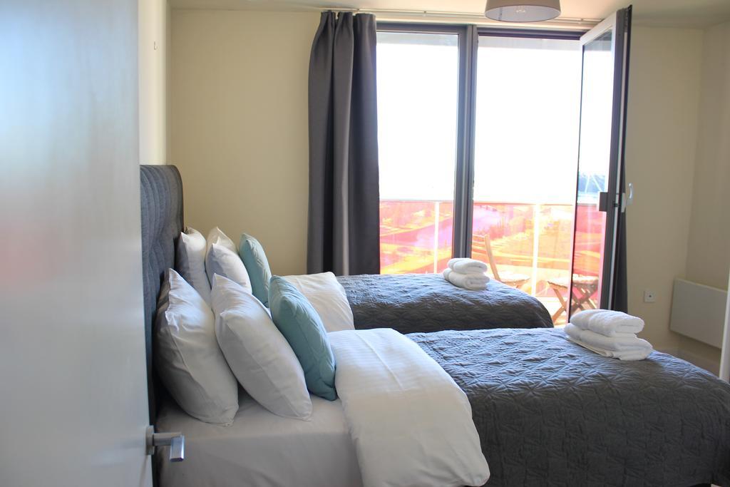 Olympic One Eighty Apartment Ilford Bagian luar foto