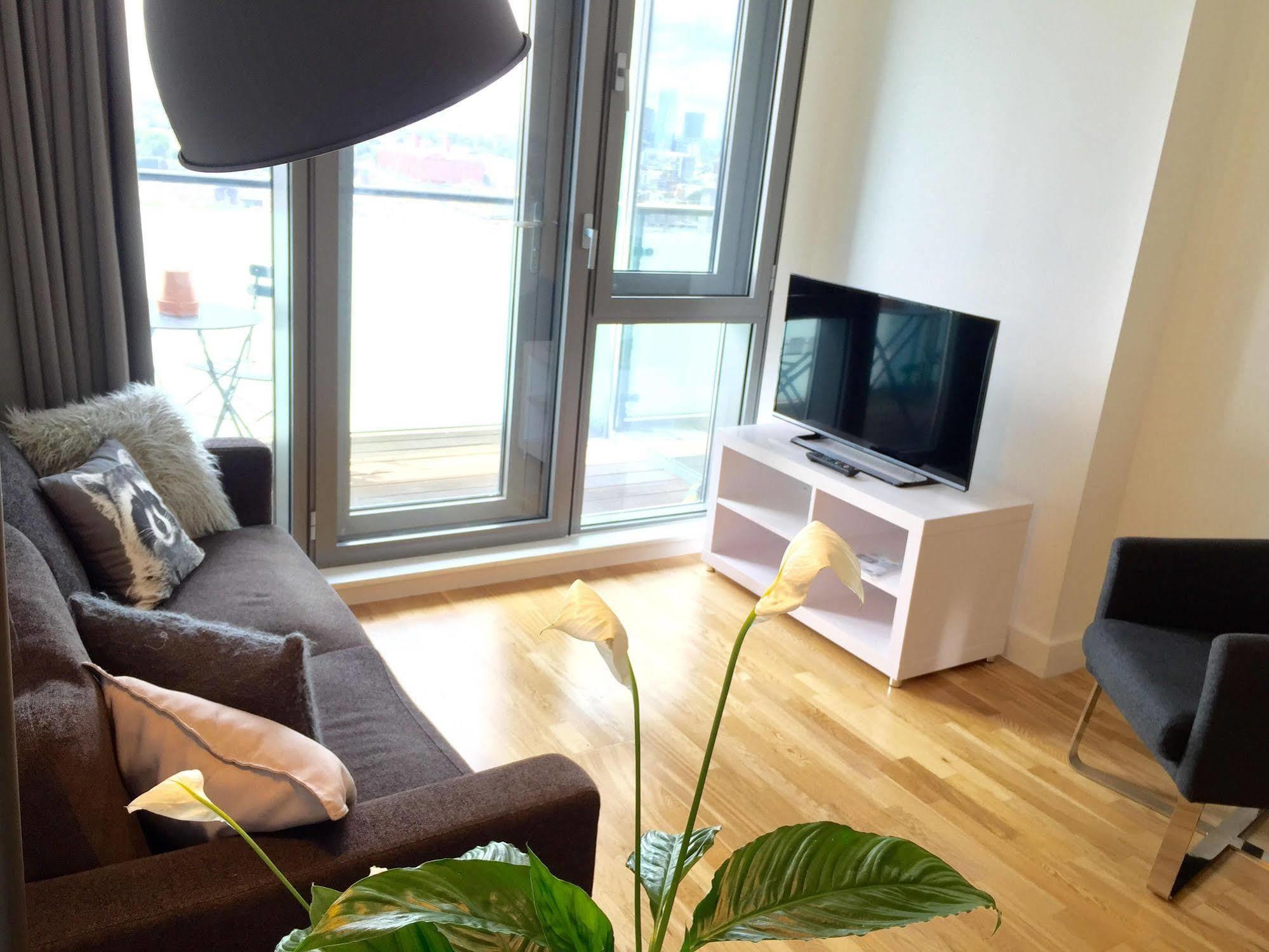 Olympic One Eighty Apartment Ilford Bagian luar foto